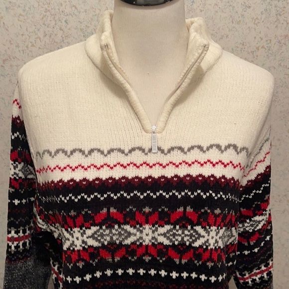 Holiday Christmas Sweater - Picture 6 of 9